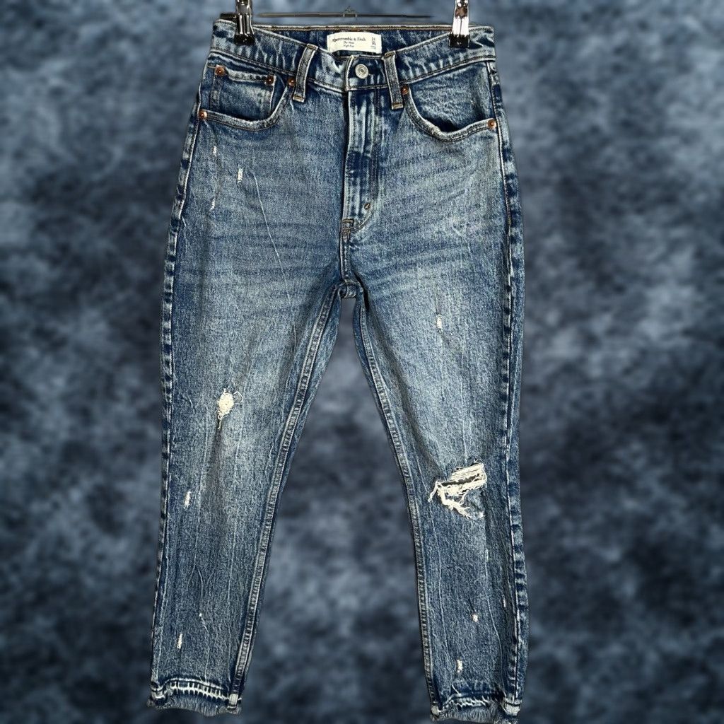 Abercrombie & Fitch VINTAGE Abercrombie & Fitch Mom Jeans Womens 00 Blue Medium Wash Slim Fit High Rise Denim 23 Inseam Size 24" / US 00 / IT 34 - 1 Thumbnail