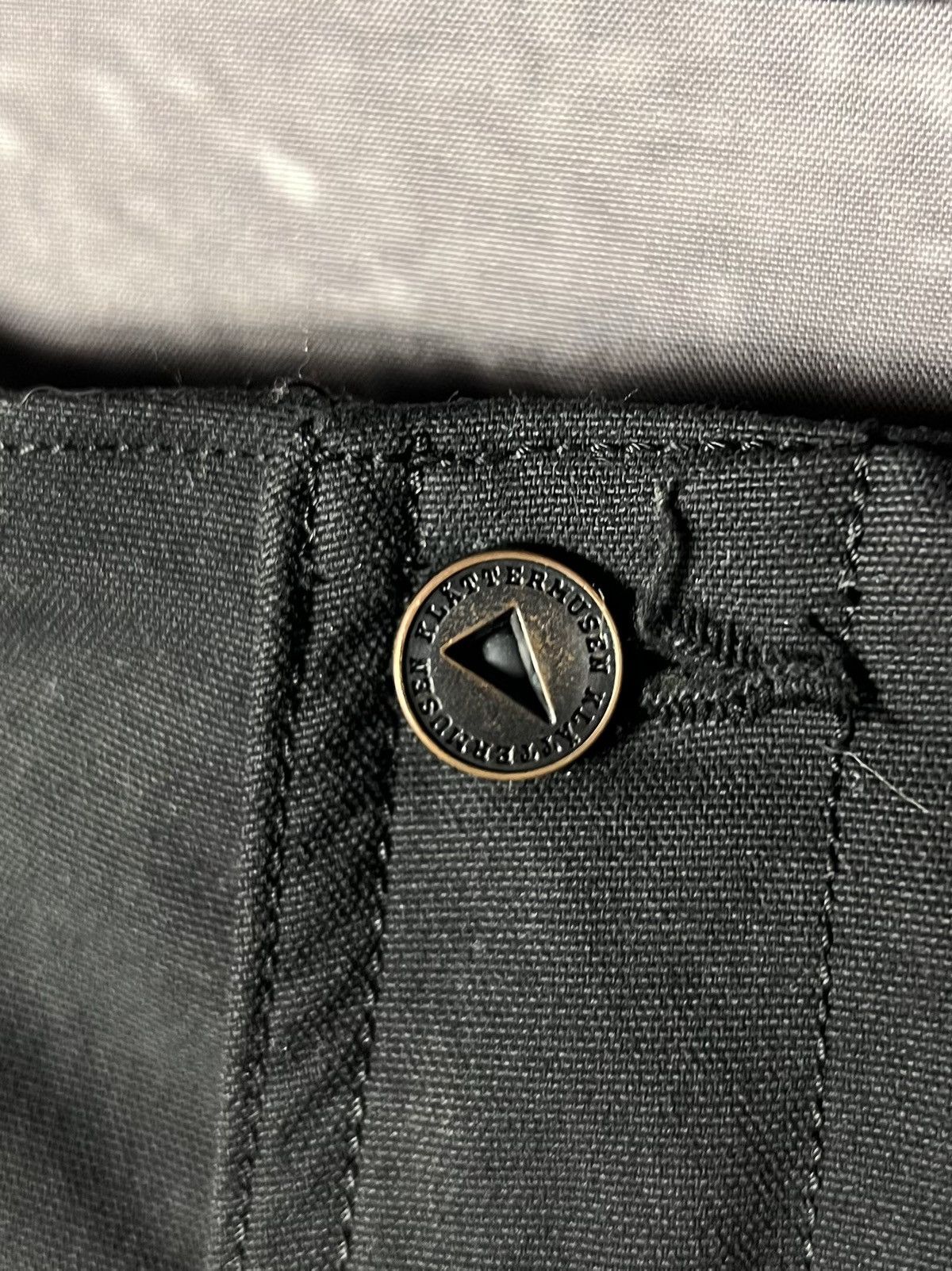 Klattermusen Klattermusen Gere Hiking Combat Cargo Pants Multipocket Size US 36 / EU 52 - 6 Thumbnail
