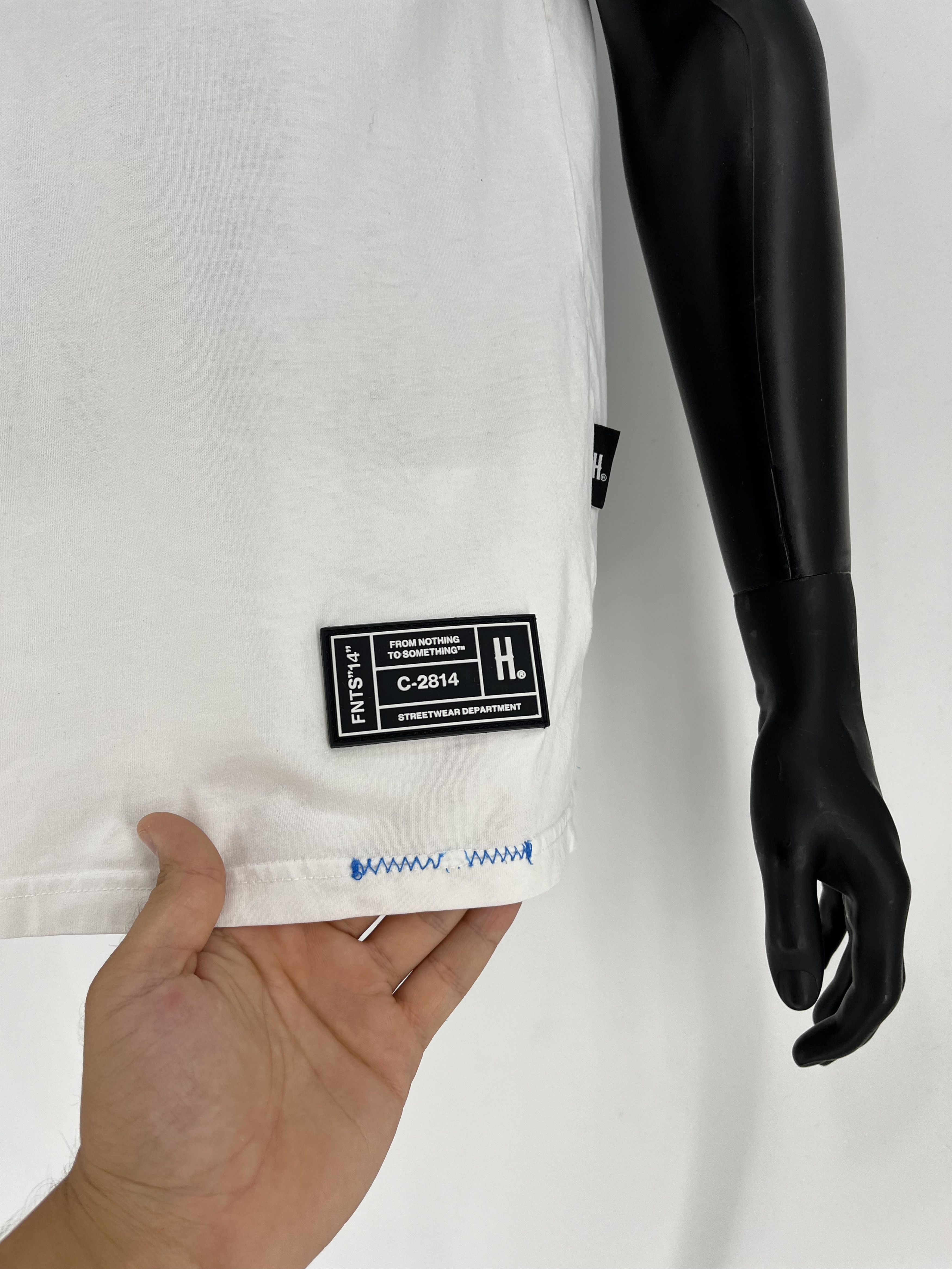 Hoodrich × Vintage Hype Hoodrich Big Logo Drill Y2K Streetwear White Tee Size US M / EU 48-50 / 2 - 7 Thumbnail