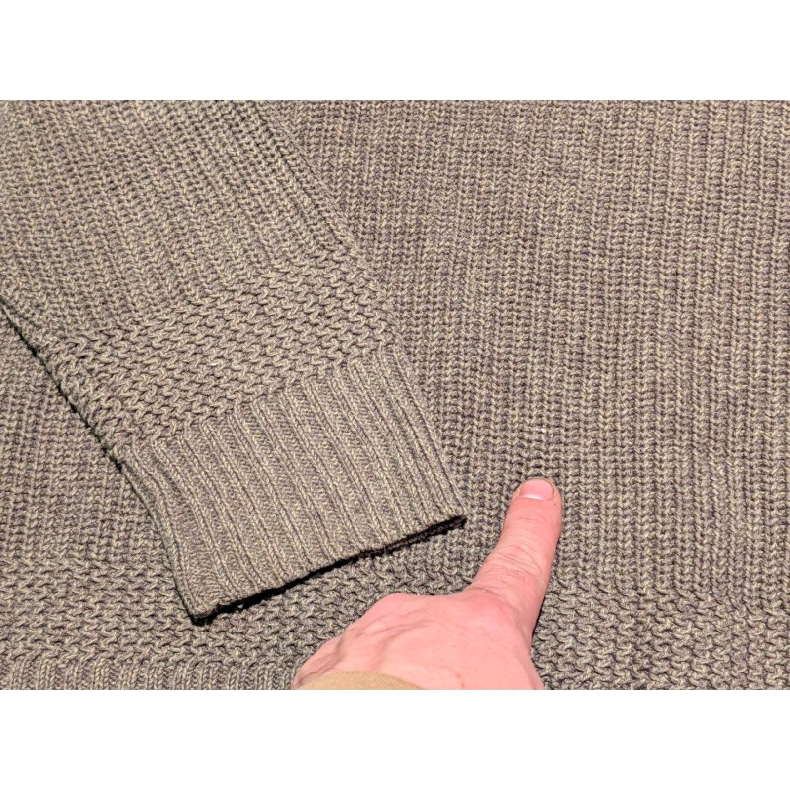 Vintage VINTAGE RedHead Mens Pullover Sweater Crew Neck Brown Cotton Blend Button Long Sleeve Large Workwear 90s Classic Outdoor Mens Size US L / EU 52-54 / 3 - 6 Thumbnail