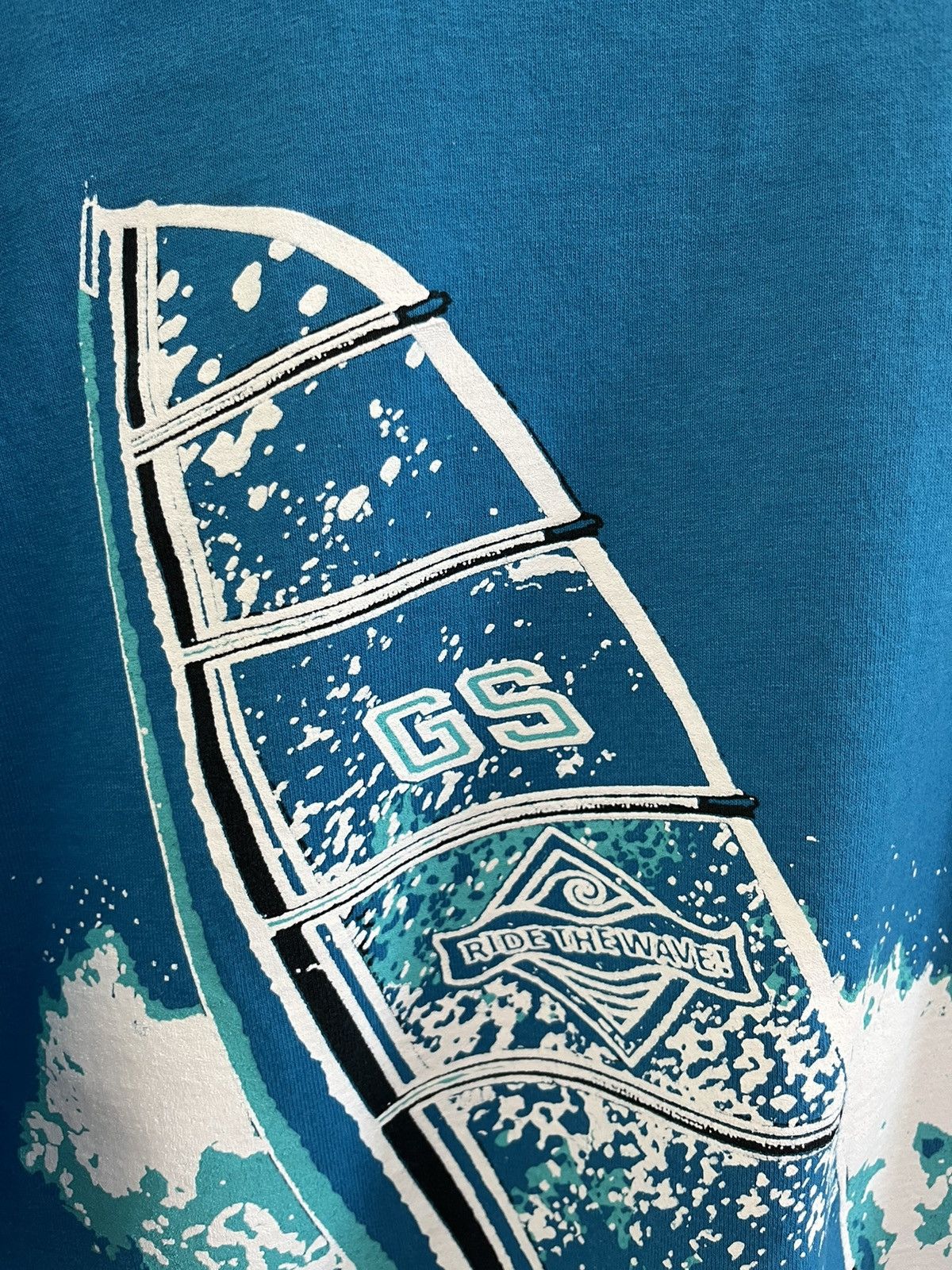 Vintage Vintage Ride The Wave Surf Style T-Shirt Little Brownies Tag Size US L / EU 52-54 / 3 - 5 Thumbnail