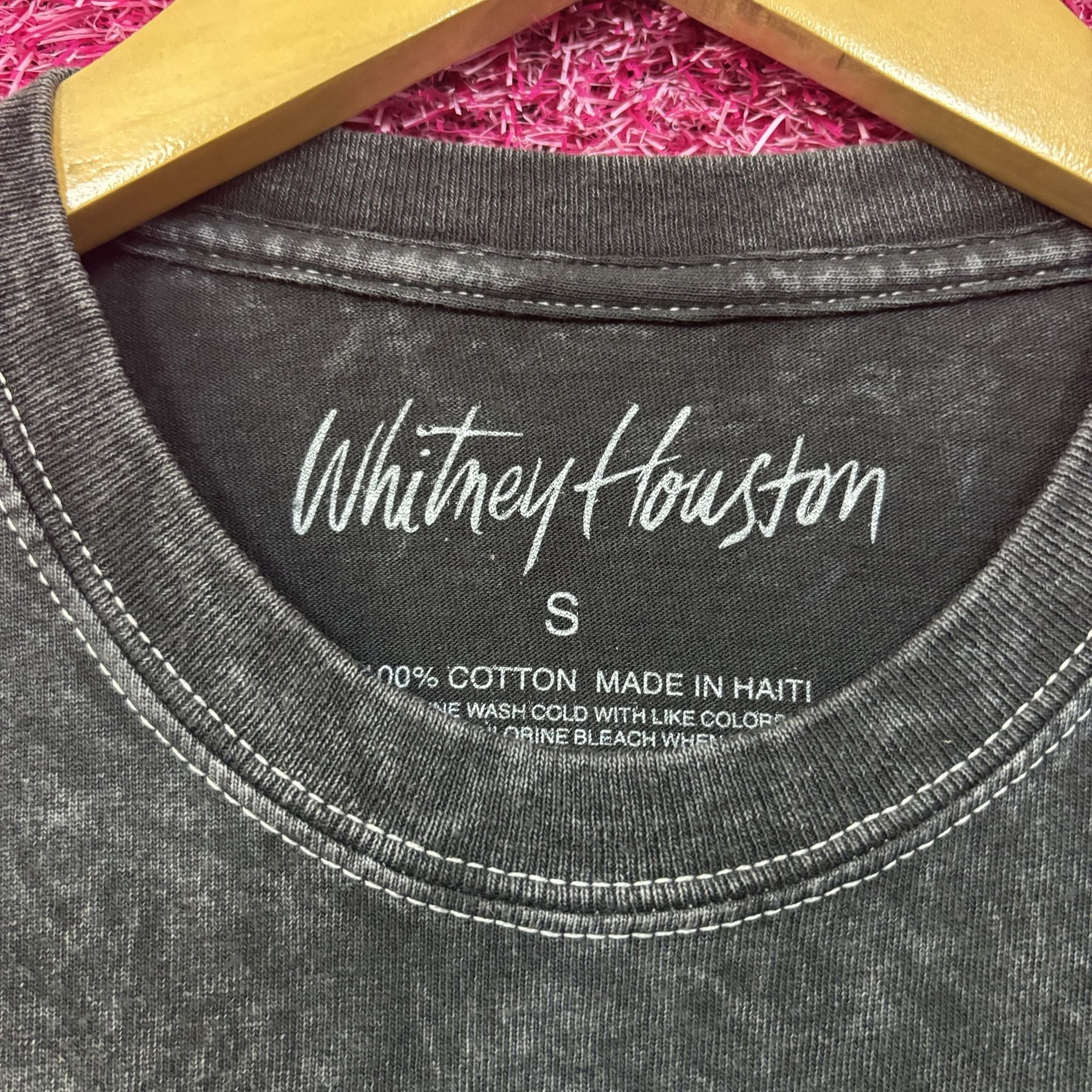 Other Whitney Houston Collage black tee size small Size US S / EU 44-46 / 1 - 4 Thumbnail