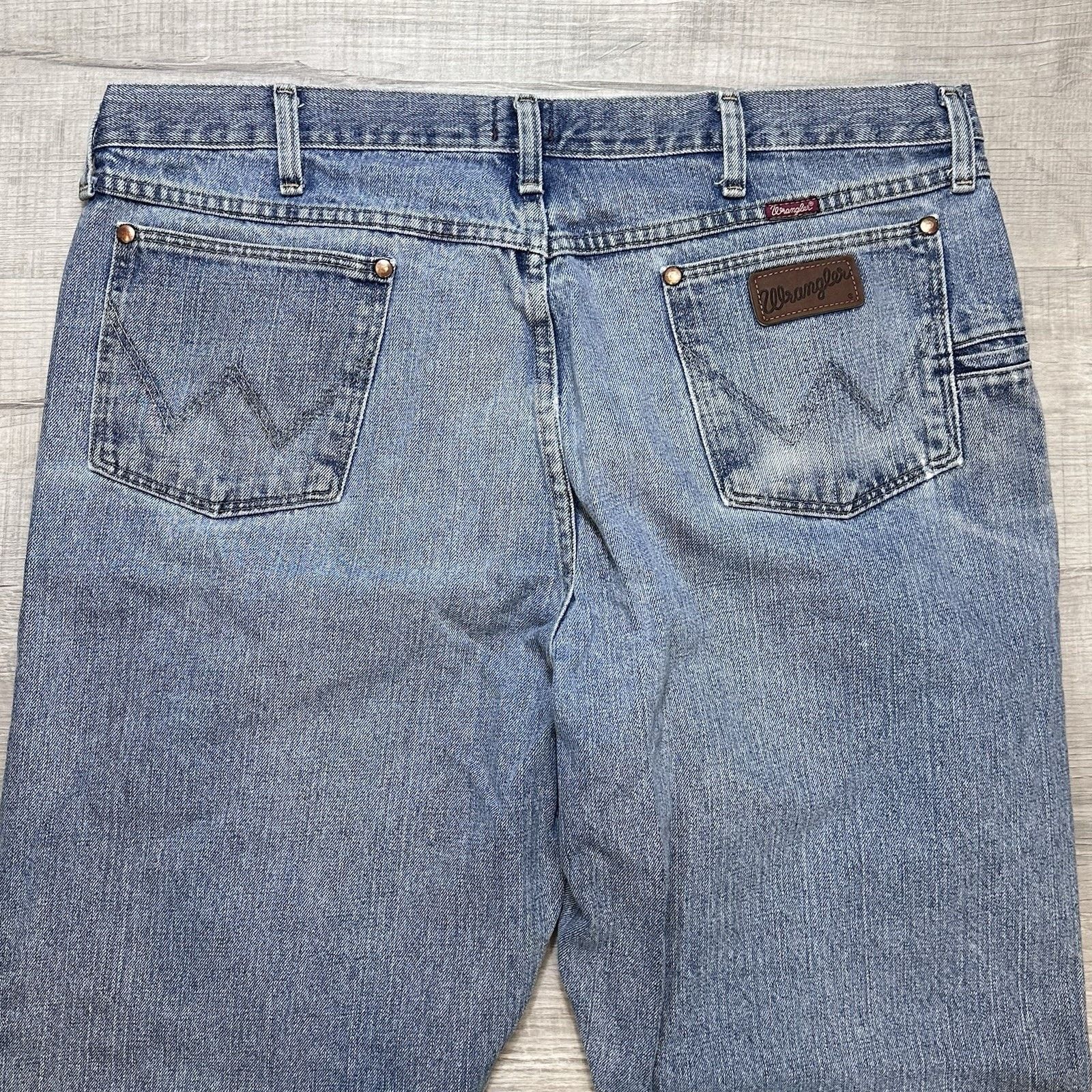 Wrangler Wrangler Cowboy Cut Relaxed Fit Blue Jeans Men's 40x32 Size US 40 / EU 56 - 8 Thumbnail