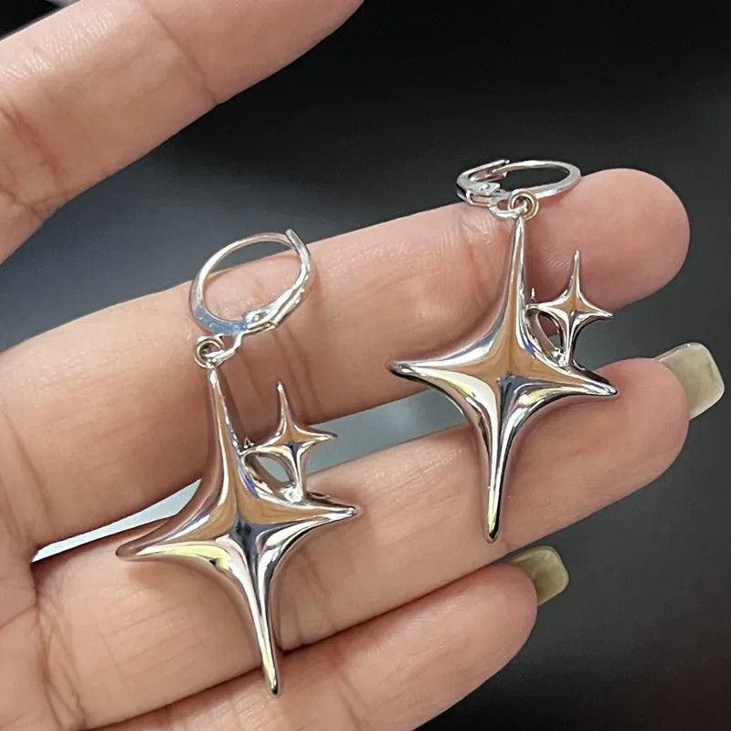 Other New Creative Star Earrings Size ONE SIZE - 1 Preview