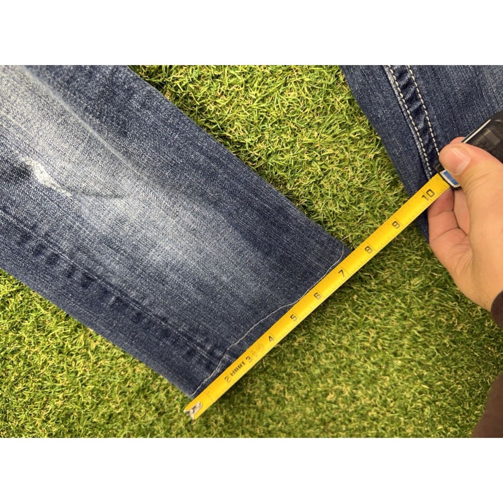 Miss Me Miss Me Jeans Capri 28x21 Denim Distressed Embellished 5-Pocket Blue Womens Size 28" / US 6 / IT 42 - 4 Thumbnail