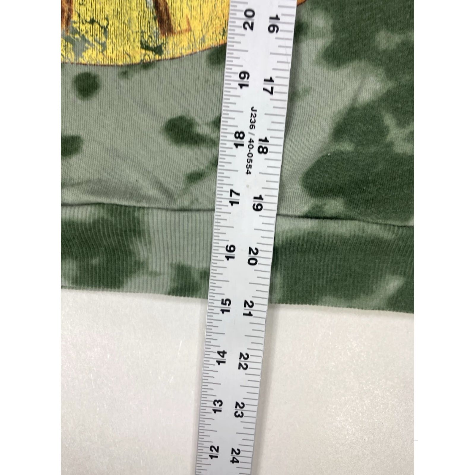 Vintage Guns N' Roses Logo Graphic Sweatshirt Women XS Green Tie Dye Music Shirt Pullover Crew Neck Vintage? Size XS / US 0-2 / IT 36-38 - 6 Thumbnail