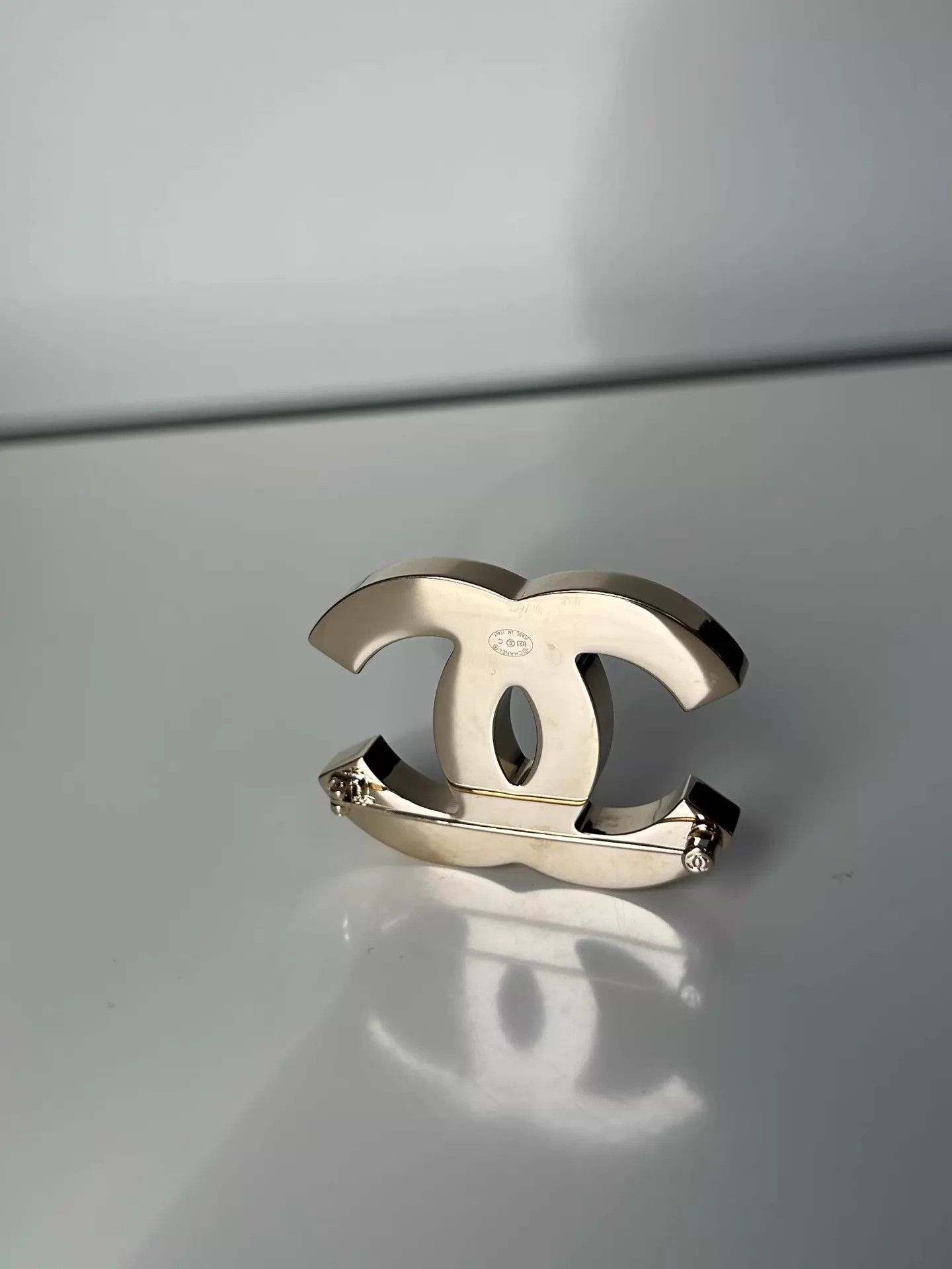 Chanel Chanel Black White Colorblock Brooch Size ONE SIZE - 3 Thumbnail