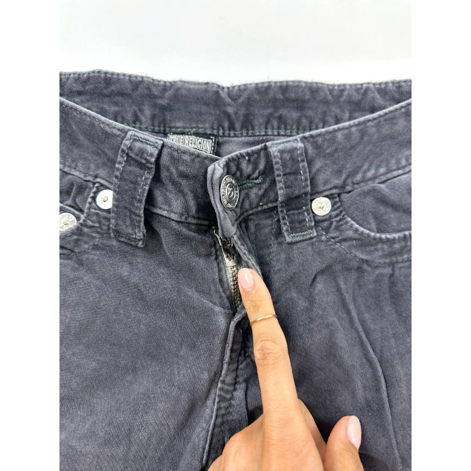True Religion True Religion Pants Women’s 27 Grey Velvet Faded Size 27" / US 4 / IT 40 - 6 Thumbnail