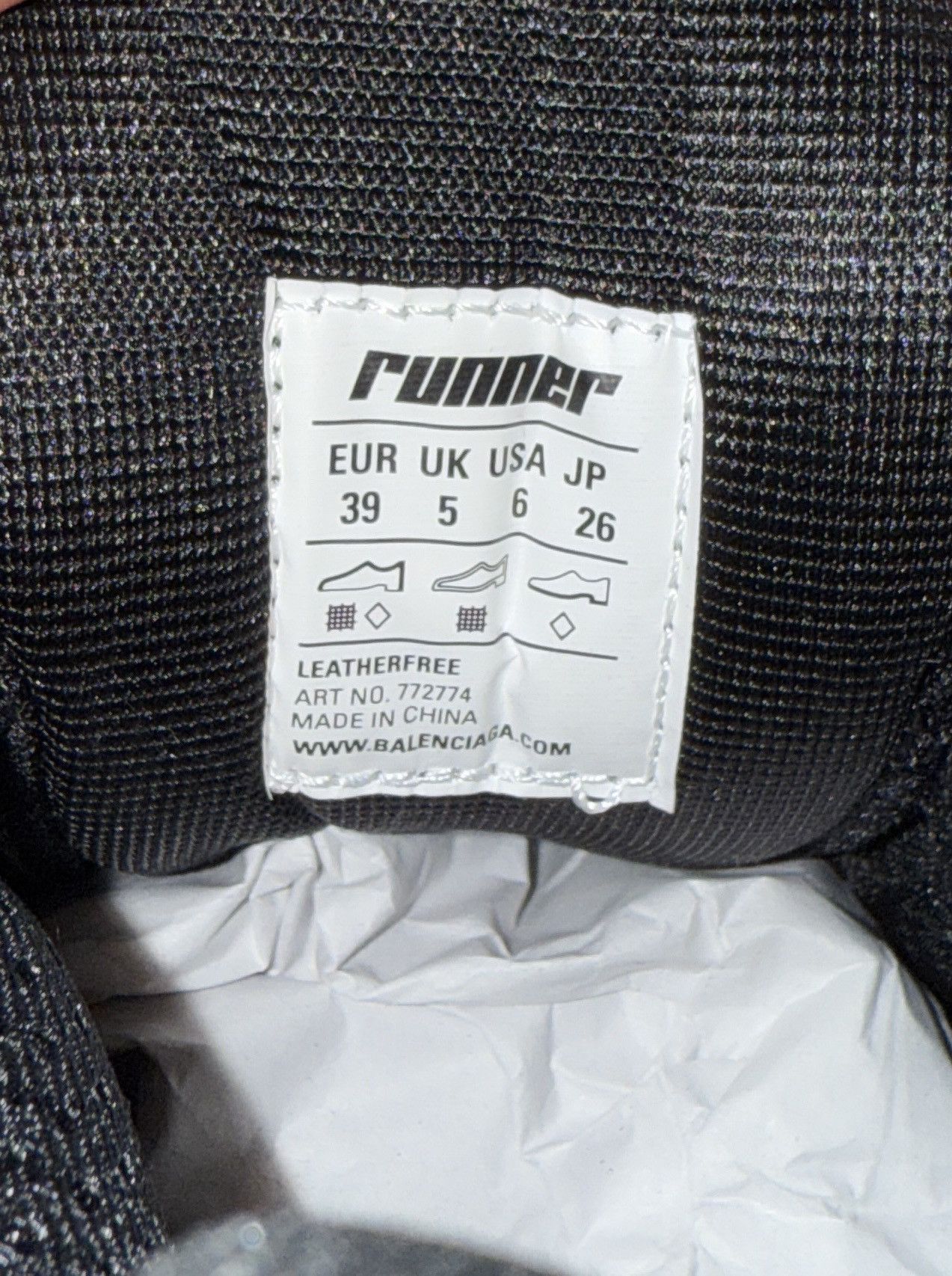 Balenciaga Balenciaga Runner Sneaker | White/Black Size US 6 / EU 39 - 6 Thumbnail
