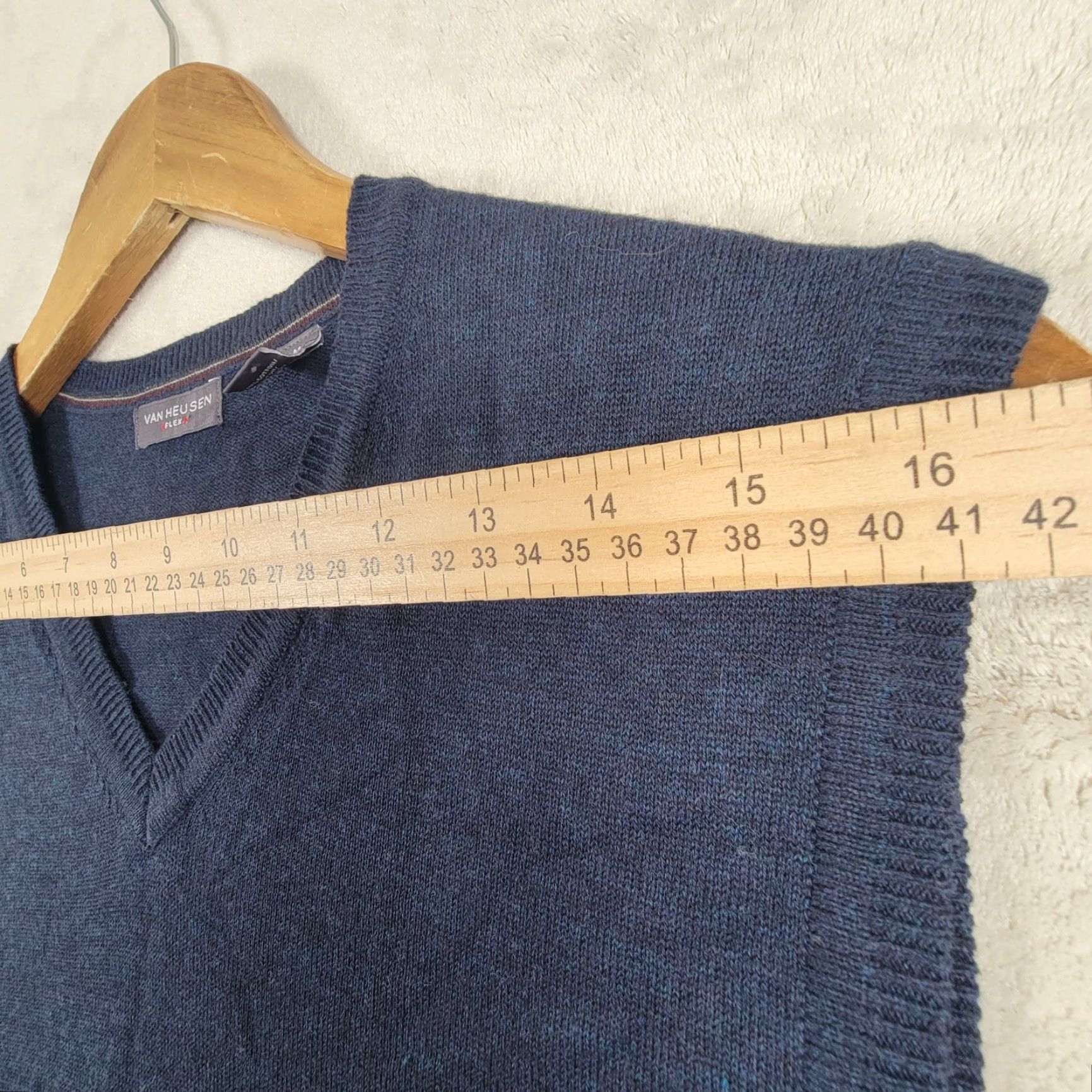 Van Heusen Van Heusen Men’s Sweater Vest M Blue Gray V-Neck Knit Cotton Blend Comfortable Classic Casual Travel Golf Walking Hiking Size US M / EU 48-50 / 2 - 6 Thumbnail