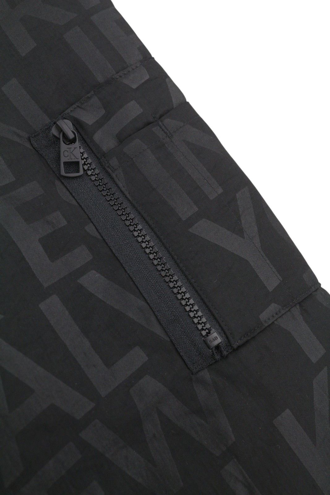 Calvin Klein M Black Logo Print Insulated Loose Fit Bomber 86393 Size US M / EU 48-50 / 2 - 8 Thumbnail