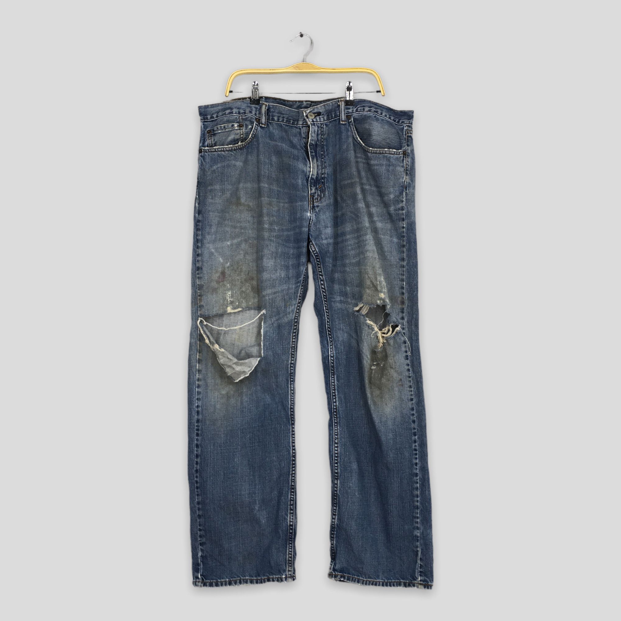 Image of Distressed Denim x Levis Size 41X31 Vintage Levi's 659 Ripped Distressed Jeans in Blue, Men's