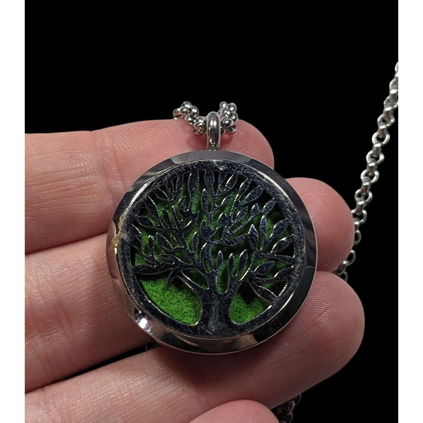 Other Nature Inspired Aromatherapy Pendant Necklace With Tree Deta Size ONE SIZE - 3 Thumbnail