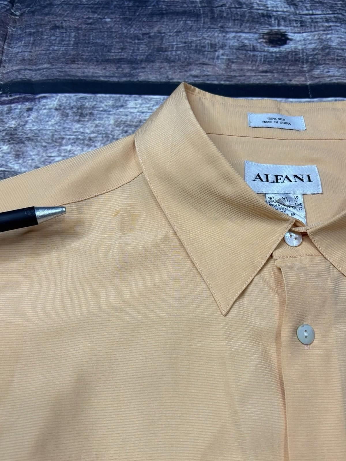 Alfani VTG Alfani Silk Shirt Mens XL Short Sleeve Button Up Orange Size US XL / EU 56 / 4 - 5 Thumbnail