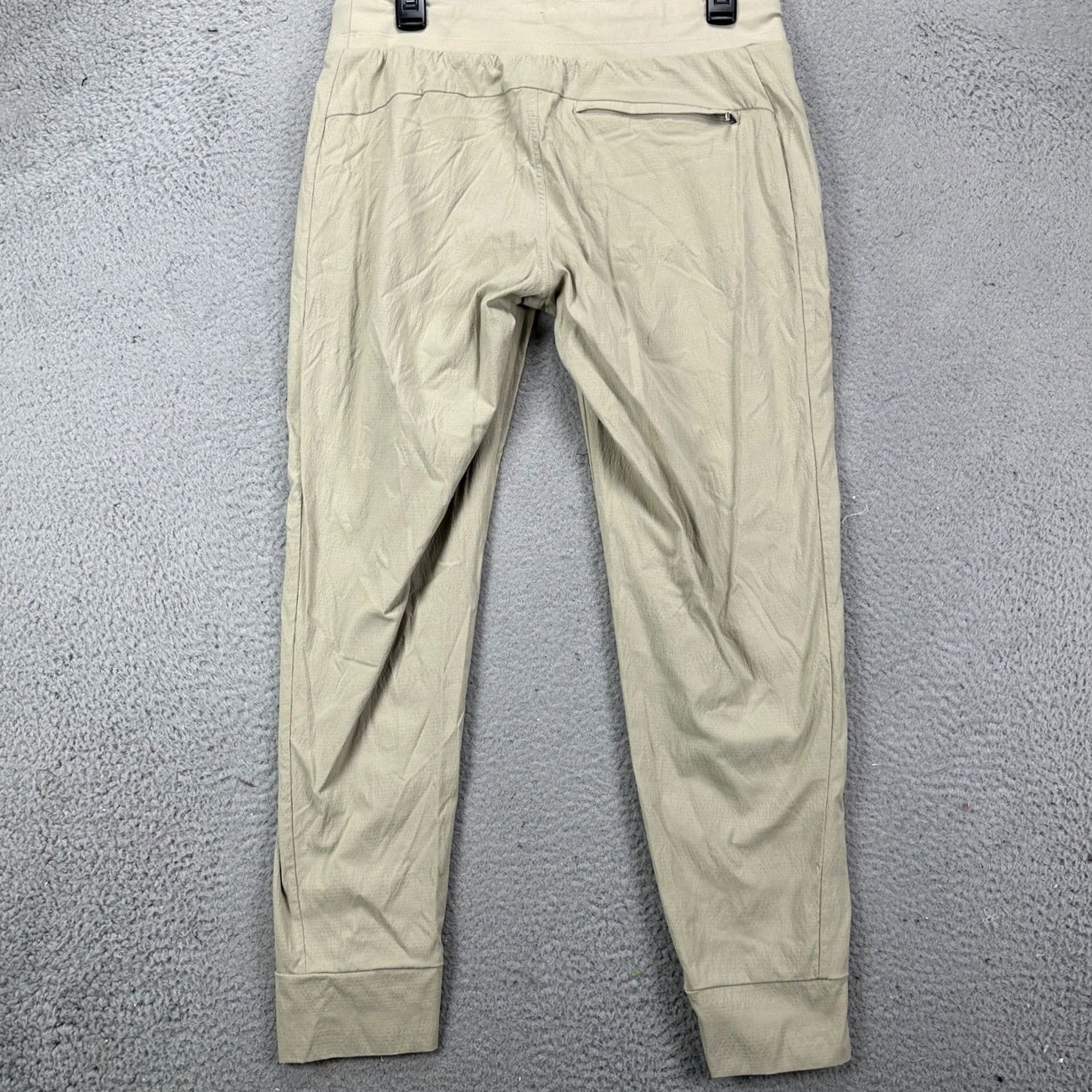 Athleta Athleta Sweatpants Jogger Womens 8 Gray Beige Lightweight Performance Stretch Tech Pants Casual Activewear Size 30" / US 8 / IT 44 - 2 Thumbnail