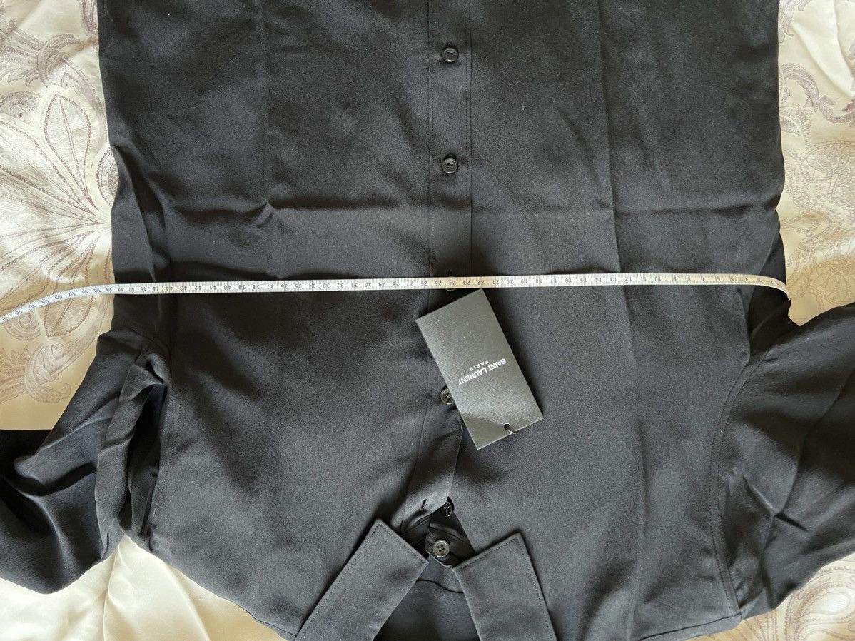 Saint Laurent Paris Saint Laurent black silk shirt SzF40 Size US S / EU 44-46 / 1 - 11 Thumbnail
