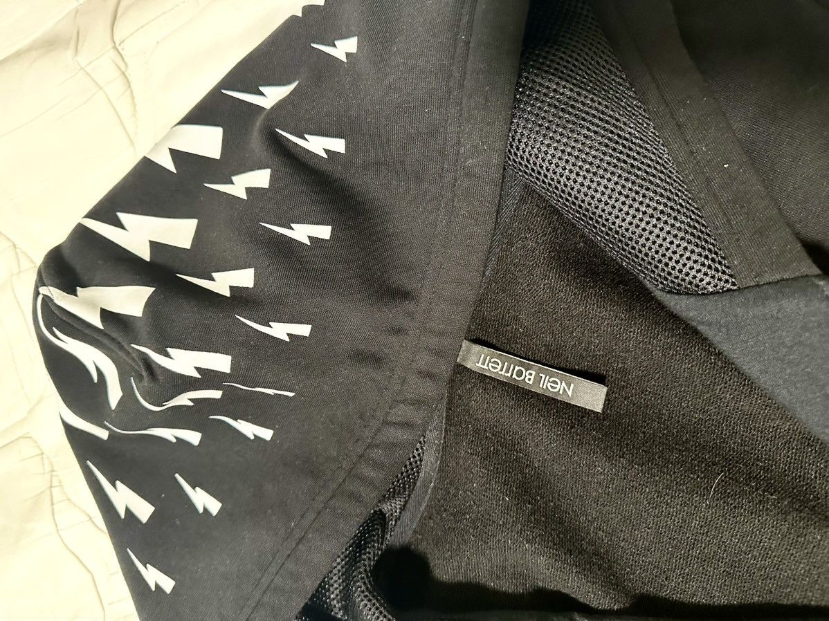 Neil Barrett Neil Barrett Thunderbolt Zip Hoodie M Size US M / EU 48-50 / 2 - 3 Thumbnail