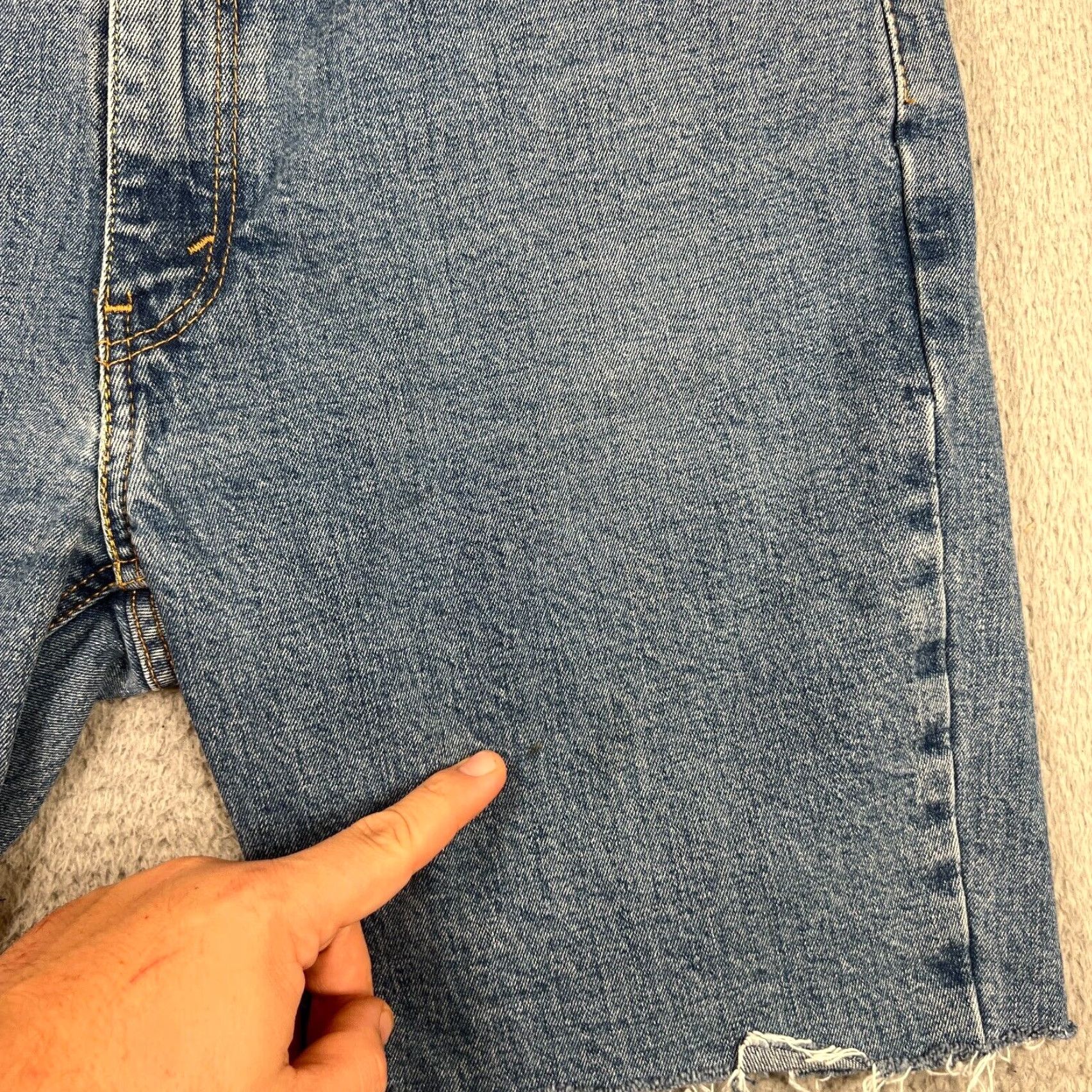 Levi's Levi's Bermuda Shorts Men's Size 37 Blue Distressed 9" Jorts Casual Beach Sports Size US 37 - 2 Thumbnail
