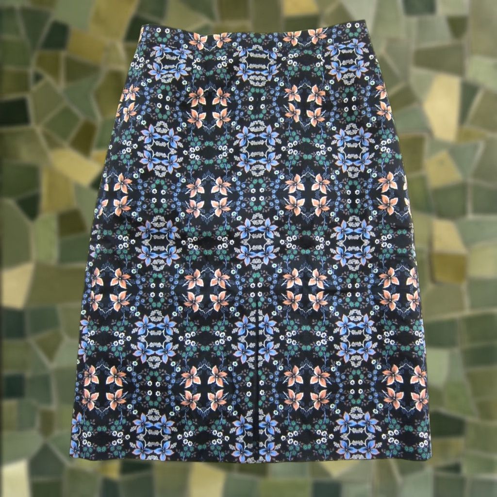 J.Crew J. Crew Black Blue Green Pink Floral Cotton Work Pencil Straight Skirt Women 8 Size 30" / US 8 / IT 44 - 1 Thumbnail