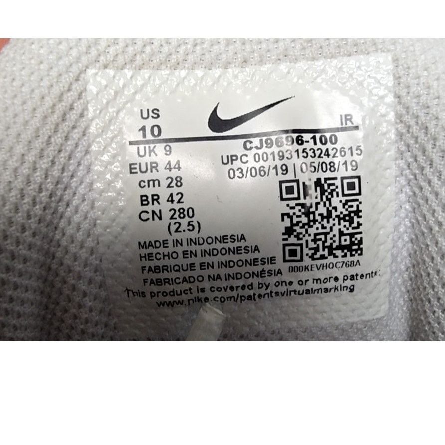 Nike Nike Air Max Plus Sneakers White Mesh Athletic Shoes US 10 Size US 10 / EU 43 - 6 Thumbnail