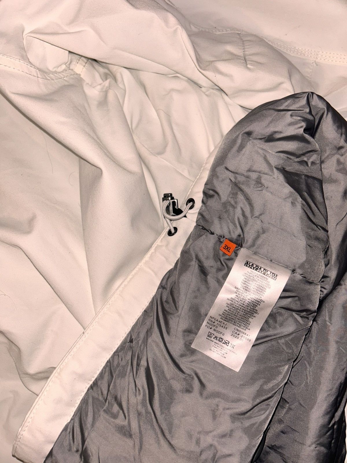 Napapijri White Napapijri anorak windbreaker jacket Size US XXL / EU 58 / 5 - 3 Thumbnail
