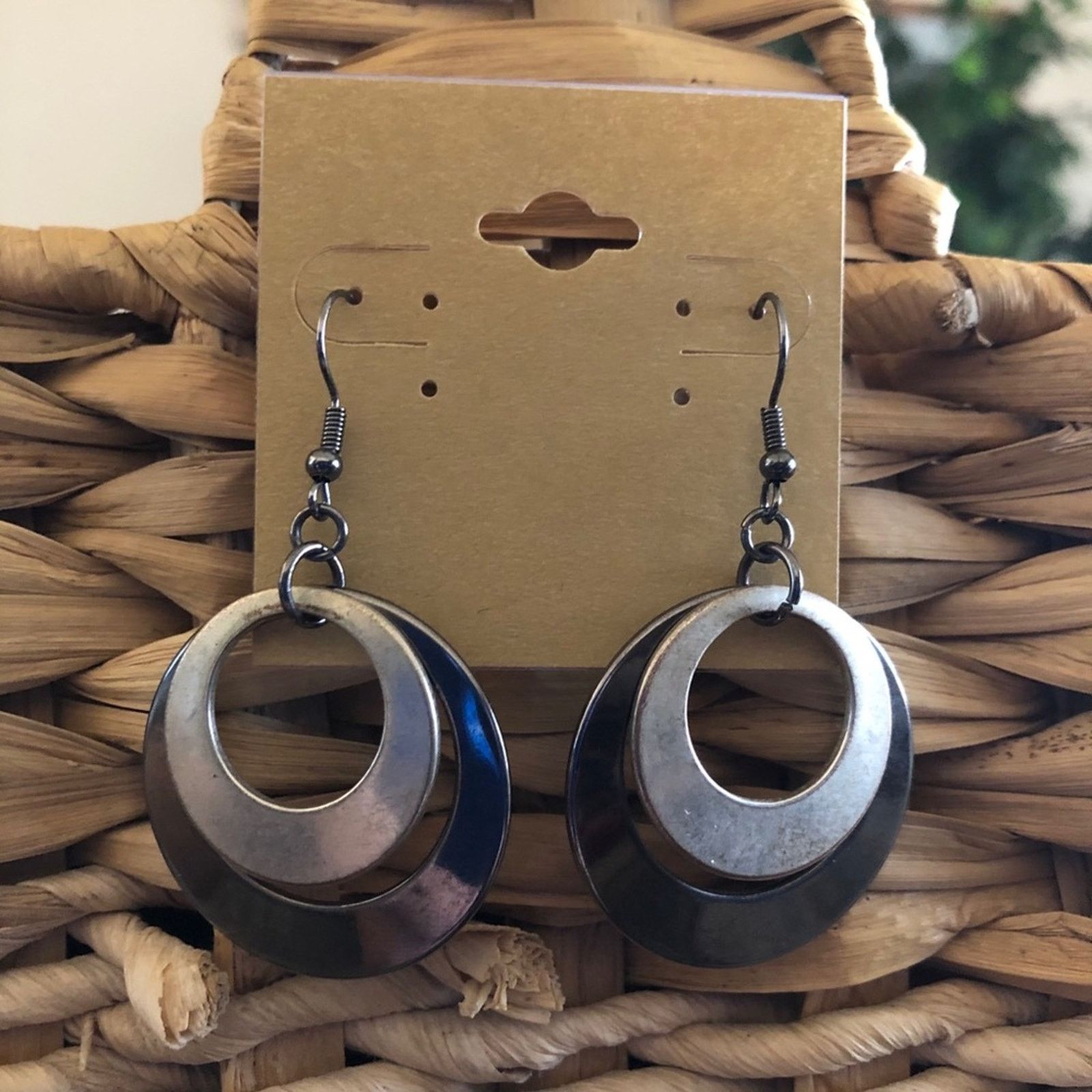 Vintage Vintage chrome and silver tone ring earrings Size ONE SIZE - 1 Thumbnail
