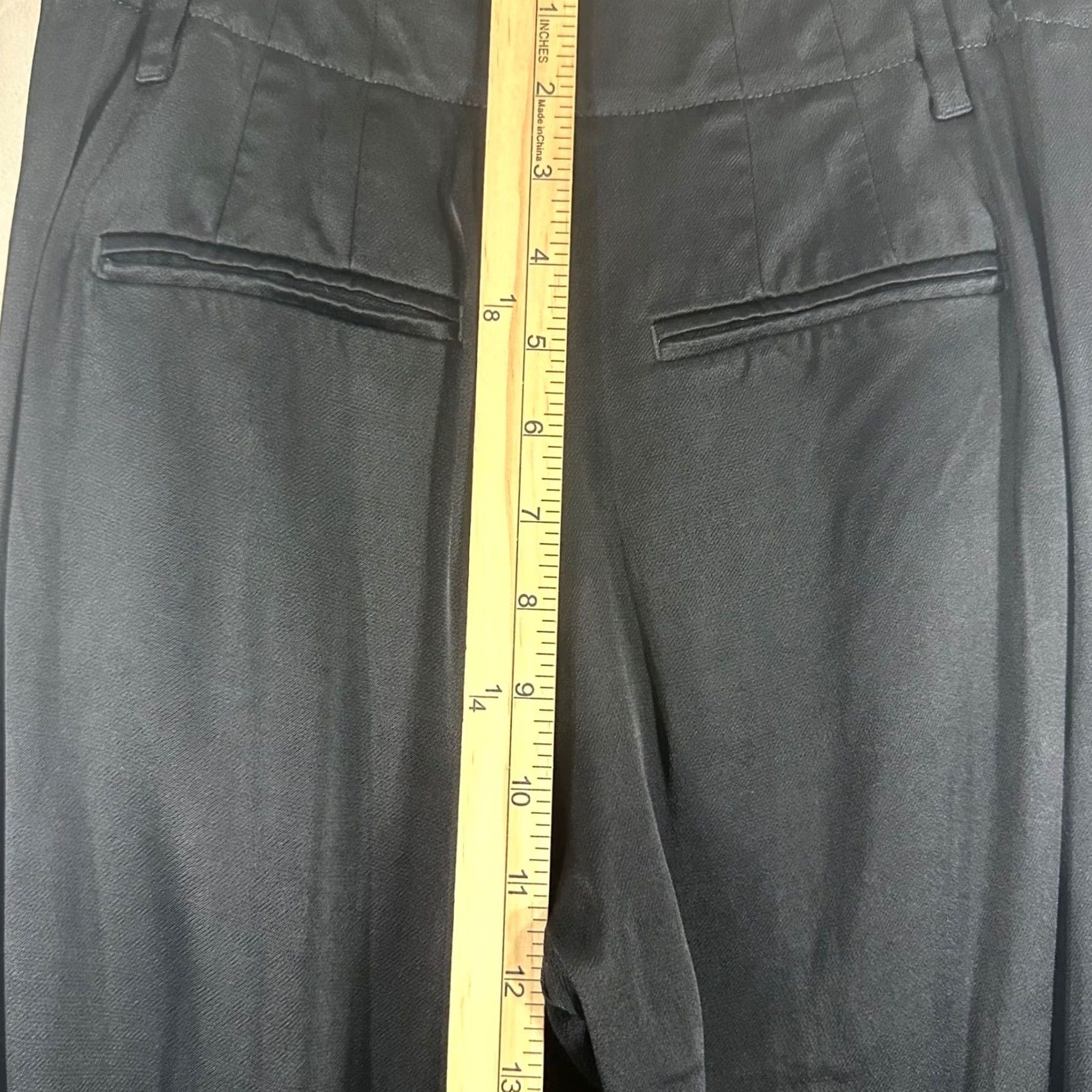 Gap VINTAGE? No. The task requires a title only. Size 25" / US 0 / IT 36 - 7 Thumbnail