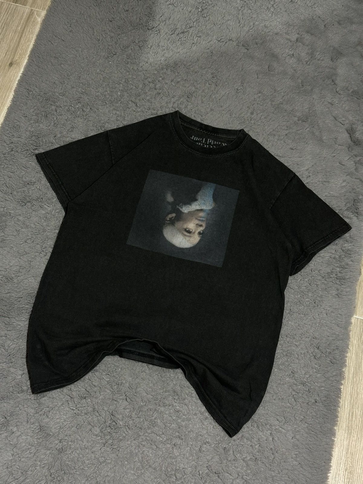 Band Tees Ariana Grande "Sweetener World Tour" Merch T-Shirt Size US M / EU 48-50 / 2 - 1 Thumbnail