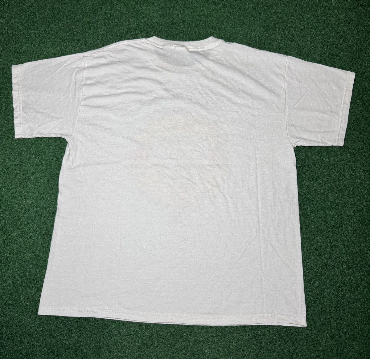 Vintage Vintage 90s Barenjager Honey Bee Vodka Honey Dew Me T Shirt Size US L / EU 52-54 / 3 - 4 Thumbnail