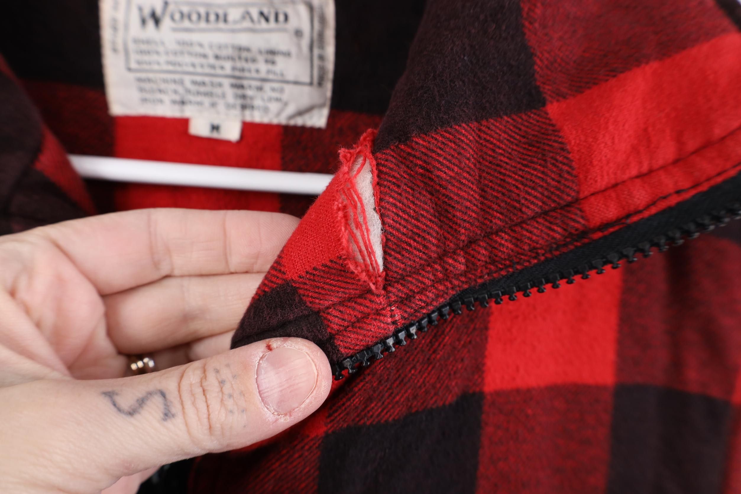 Vintage Vintage 90s Streetwear Puffer Vest Jacket Buffalo Plaid Size US M / EU 48-50 / 2 - 5 Thumbnail