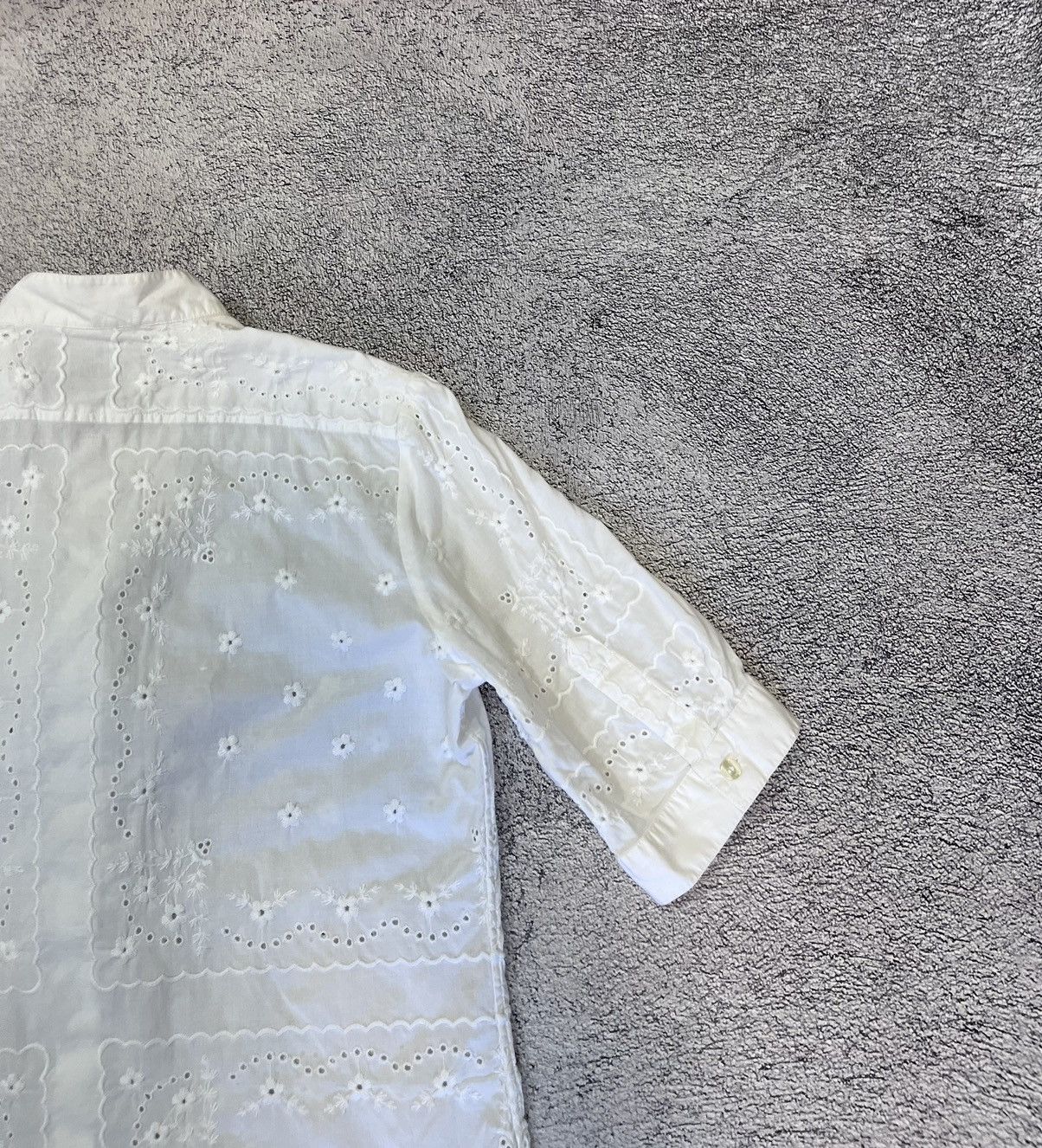 Dolce & Gabbana Dolce & Gabbana White Eyelet Embroidered Blouse Ruffle Front Size M / US 6-8 / IT 42-44 - 21 Thumbnail