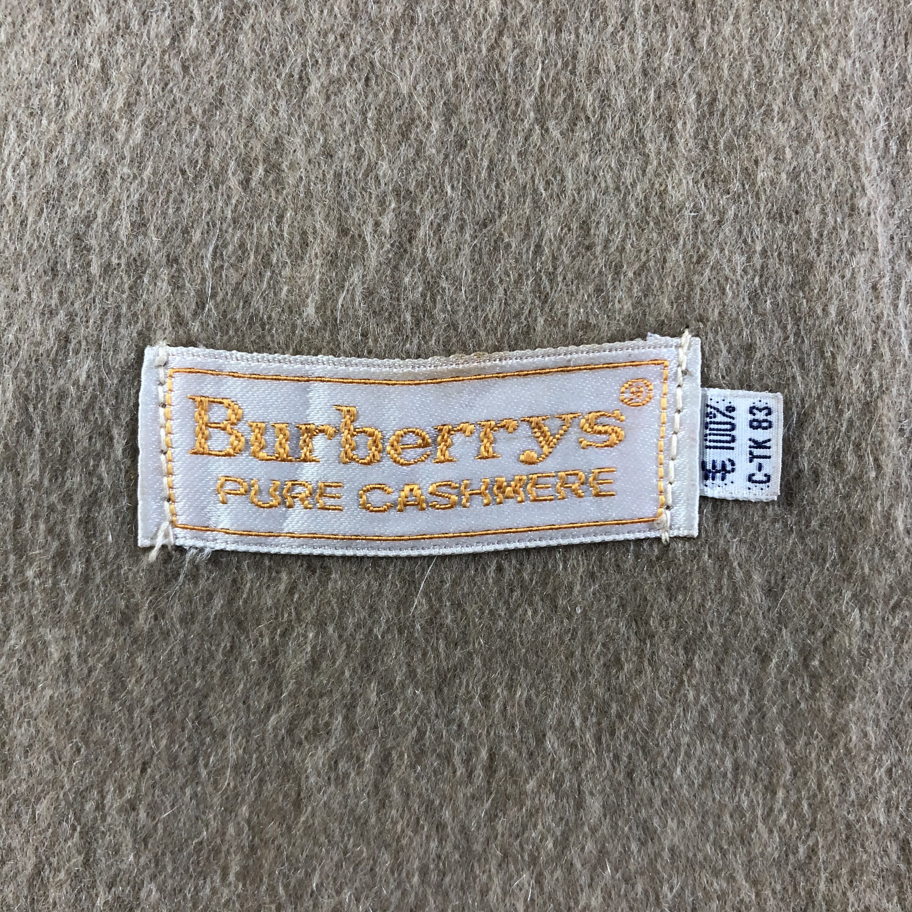 Burberry Burberrys Pure Cashmere Scarf / Muffler / Neckwear P083 Size ONE SIZE - 8 Thumbnail