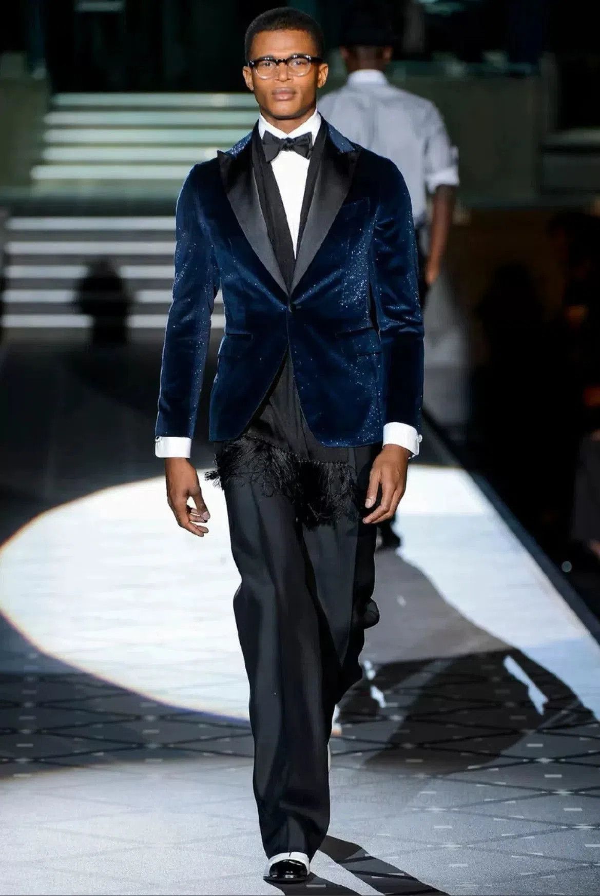 Dsquared2 DSQUARED² Men's Velvet Suit. Size US S / EU 44-46 / 1 - 1 Thumbnail