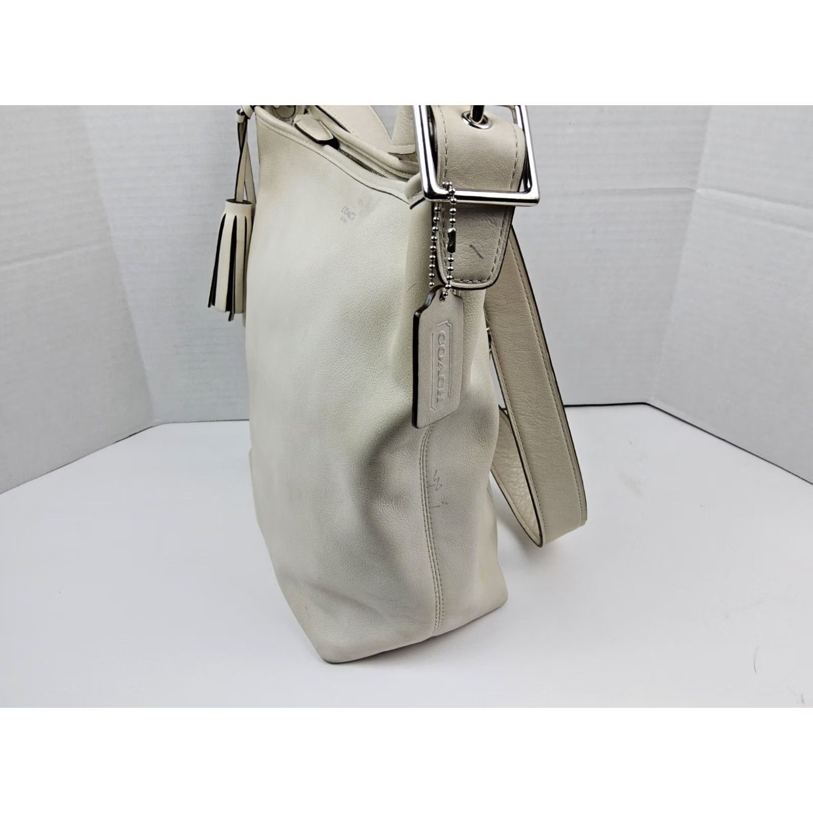 Coach VINTAGE Coach Legacy Tassel Duffle Leather Shoulder Handbag Purse 19889 Brown Off-White Size ONE SIZE - 3 Thumbnail