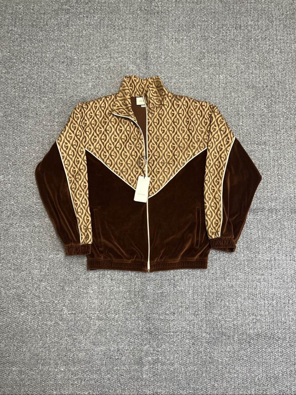 Gucci Gucci Logo Pattern Track Jacket Size XL Size US XL / EU 56 / 4 - 1 Thumbnail