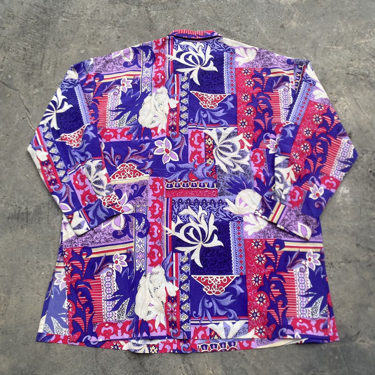 Pierre Balmain Vintage Pierre Balmain Flower Silk Shirt Size US L / EU 52-54 / 3 - 7 Thumbnail