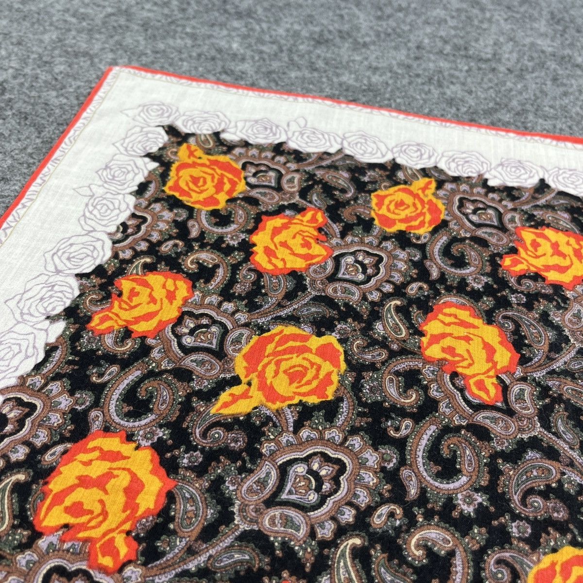 Vintage Christian Dior Handkerchief / Bandana / Neckerchief B984 Size ONE SIZE - 7 Thumbnail