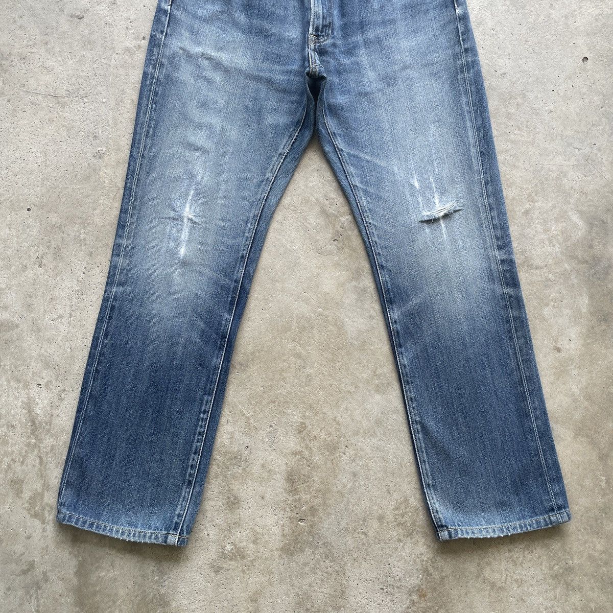 Japanese Brand W33 Vintage Japanese Distressed Jeans Faded Denim Pants Size US 33 - 4 Thumbnail
