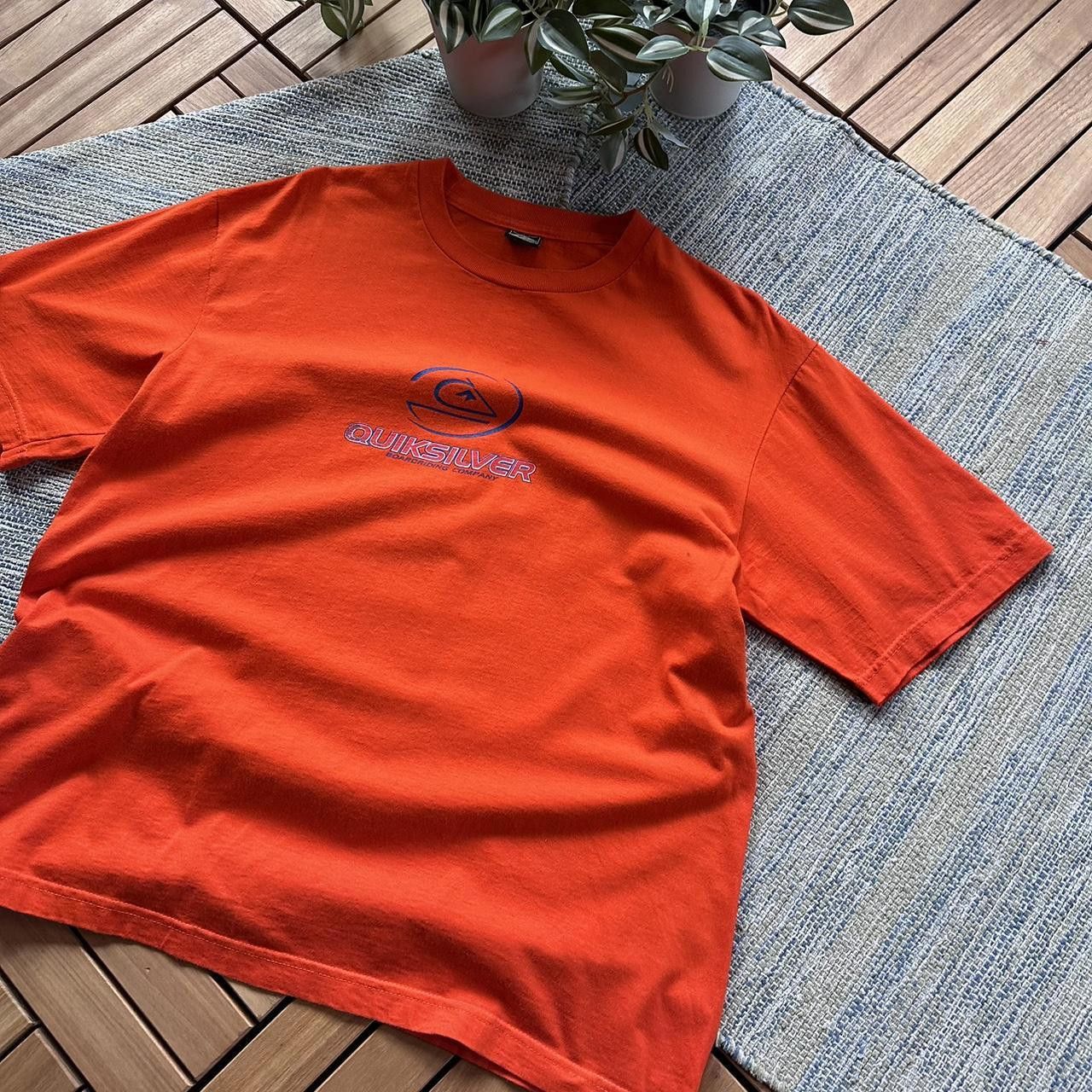 Quiksilver Vintage Y2K Quiksilver Surfwear Big Logo Tee T-shirt Size US L / EU 52-54 / 3 - 2 Thumbnail