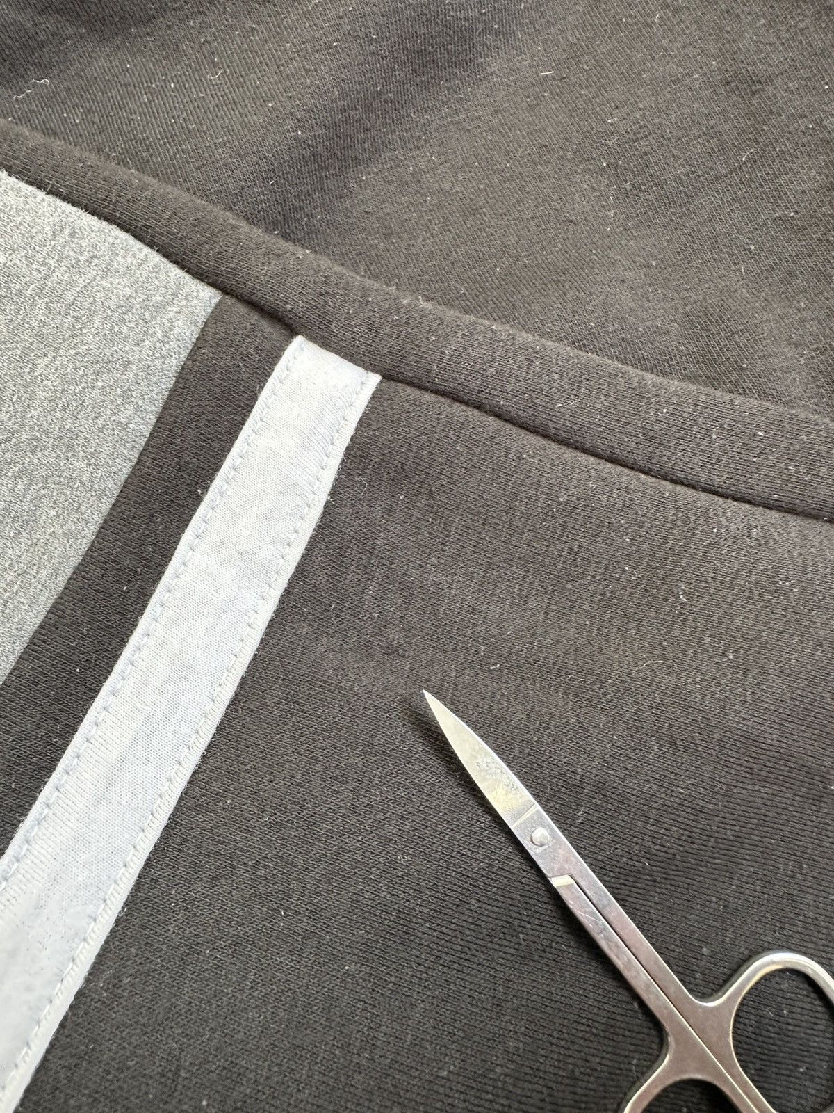 Sergio Tacchini Sergio Tacchini Vintage Striped Hoodie Sun Faded Size US L / EU 52-54 / 3 - 20 Thumbnail