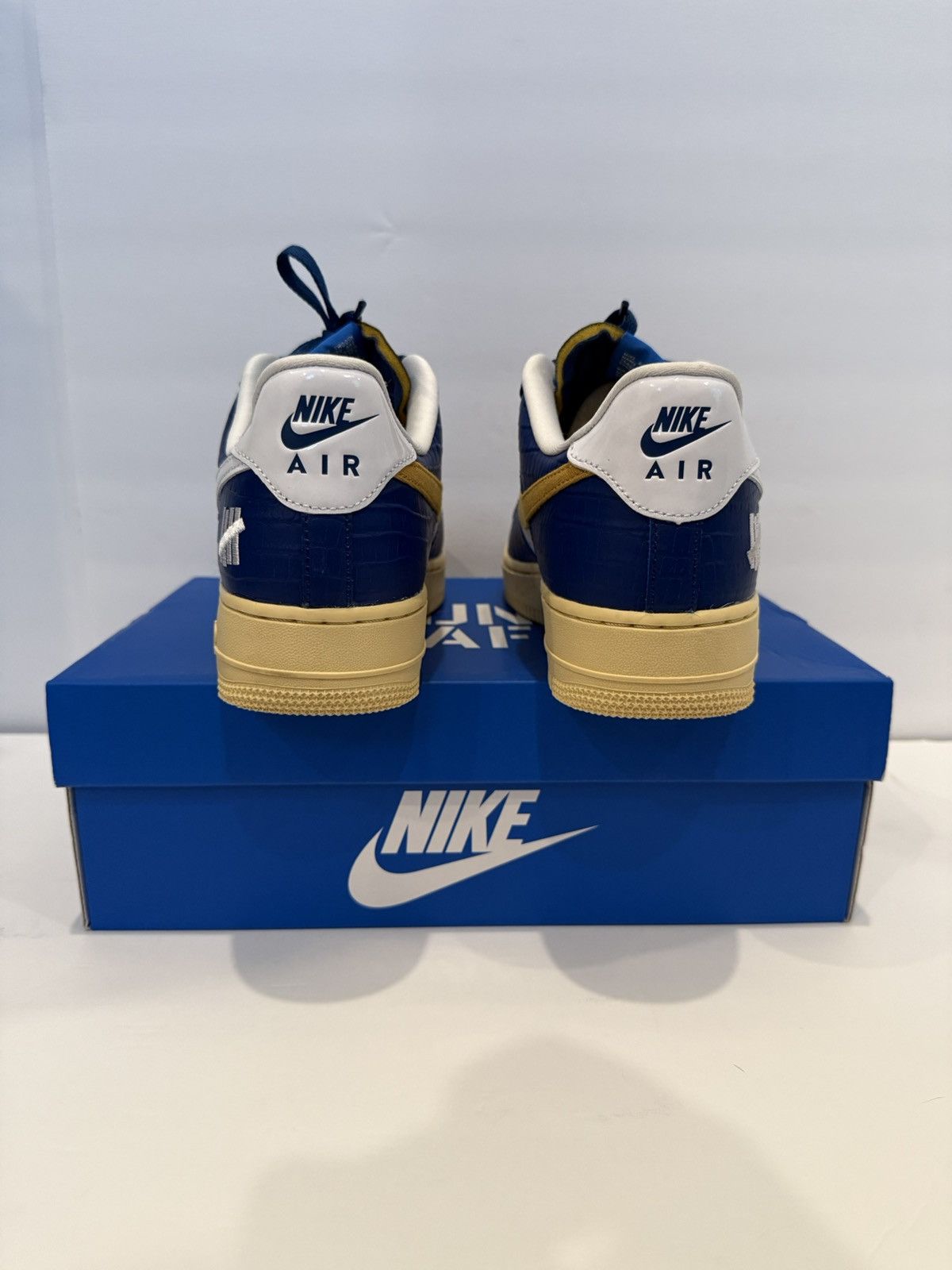Nike × Undefeated NIKE AIR FORCE 1 SP Size US 8.5 / EU 41-42 - 5 Thumbnail
