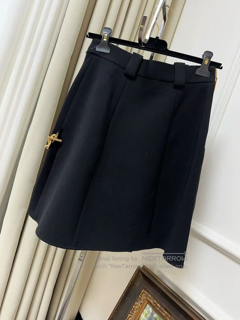 Louis Vuitton Louis Vuitton Thick Chain Hanging Black Old Flower Button Size 35" - 9 Thumbnail