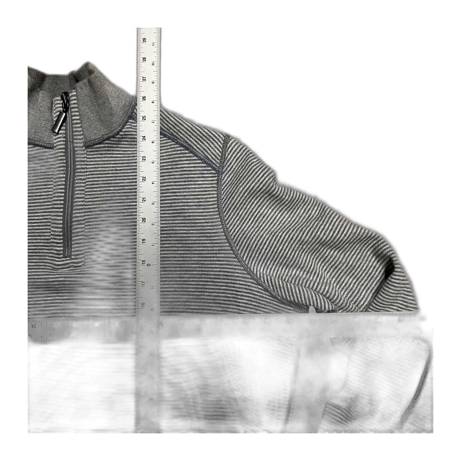 Tommy Bahama Tommy Bahama Flipshore Reversible Grey Sweater Mens Large Size US L / EU 52-54 / 3 - 2 Thumbnail