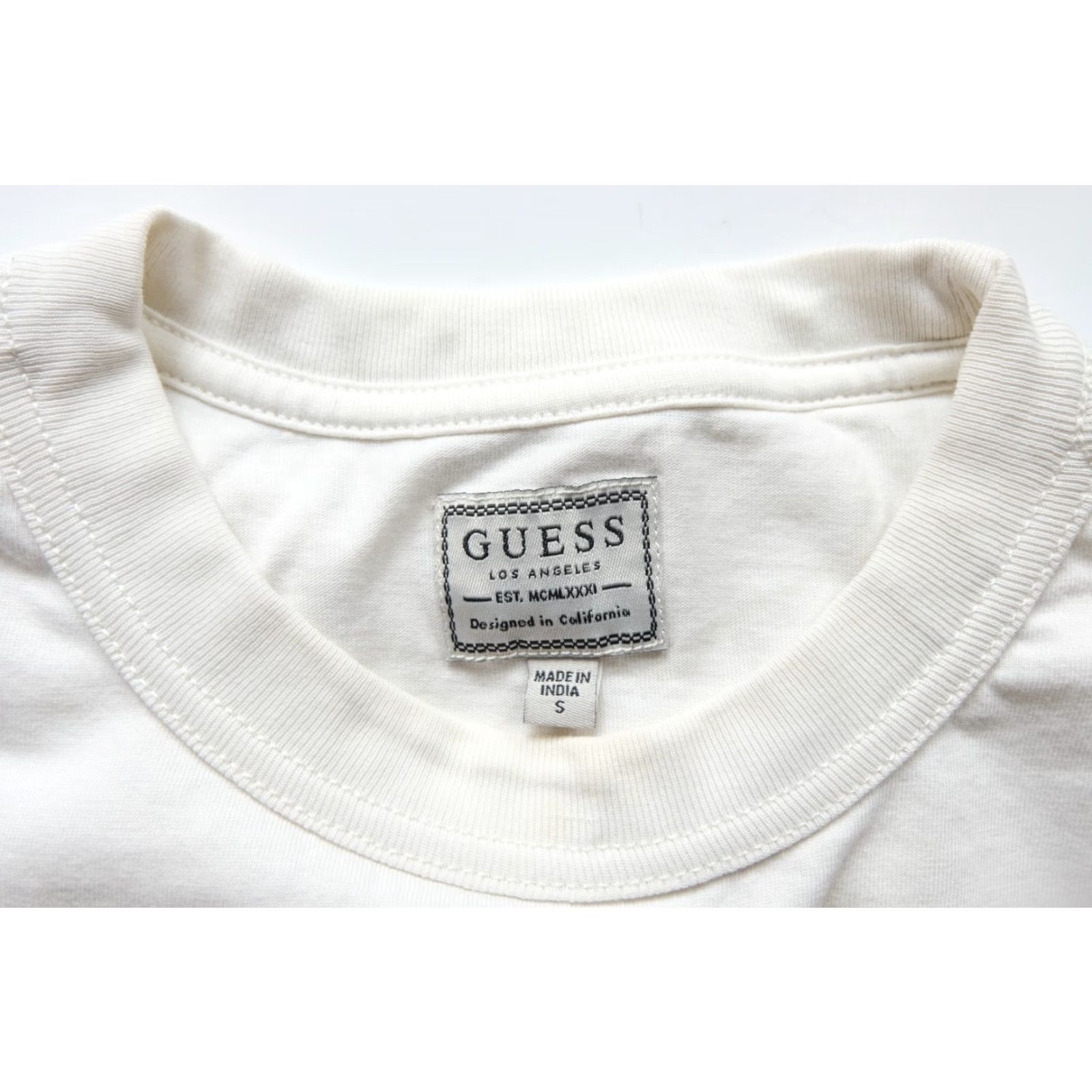 Guess VINTAGE GUESS T-Shirt Men S White 90s Y2K Distressed Graphic Print Crew Neck Short Sleeve 22" Pit to Pit 27" Length Mens Size S Size US S / EU 44-46 / 1 - 4 Thumbnail