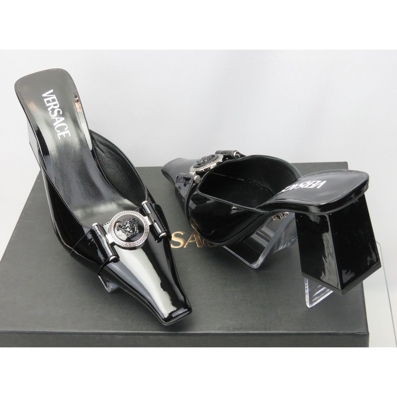 Versace VERSACE BLACK PATENT LEATHER COIN MEDUSA SANDALS PUMPS 37.5 Size US 7.5 / IT 37.5 - 7 Thumbnail