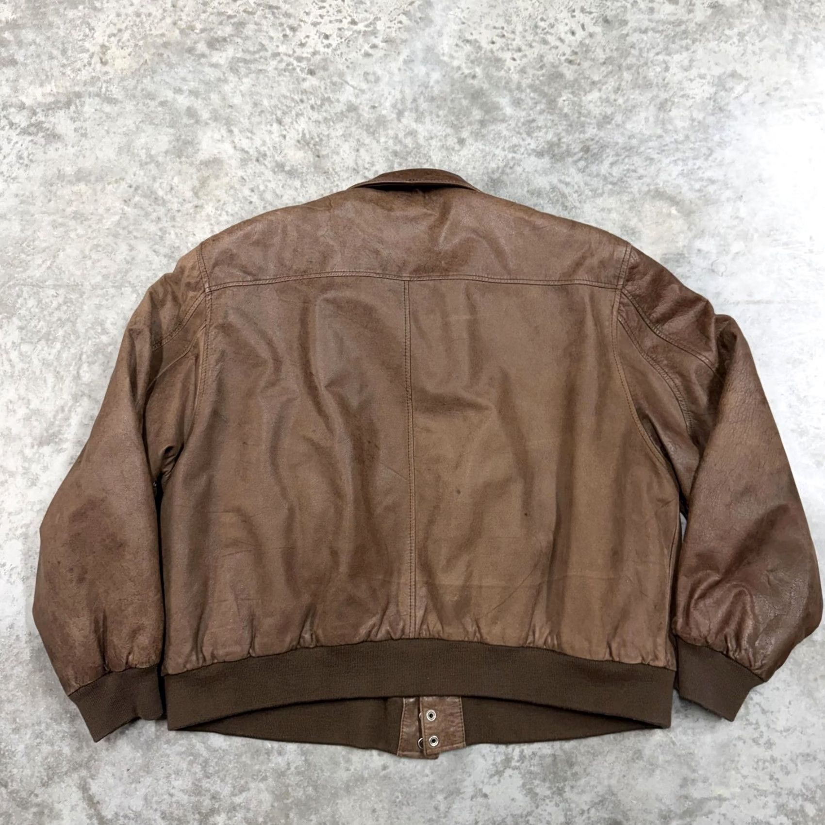 Vintage U2 Wear Me Out Jacket Mens Big 1X Brown Leather Bomber Flight Lined Air Force Military Style Zip Pockets Size US XL / EU 56 / 4 - 7 Thumbnail