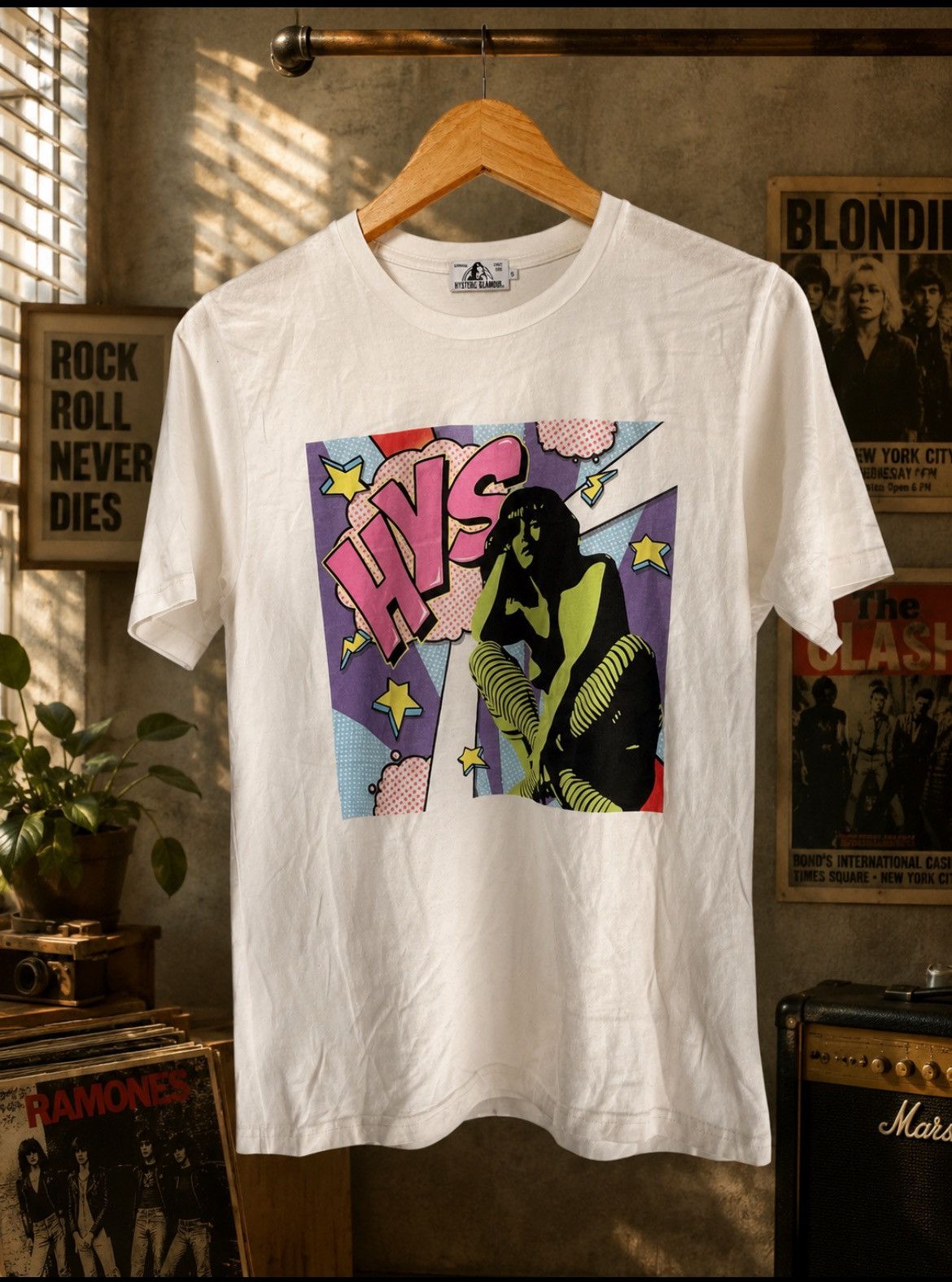 Hysteric Glamour Hysteric Glamour “HYS” Pop Art Graphic Tee Size US S / EU 44-46 / 1 - 1 Thumbnail