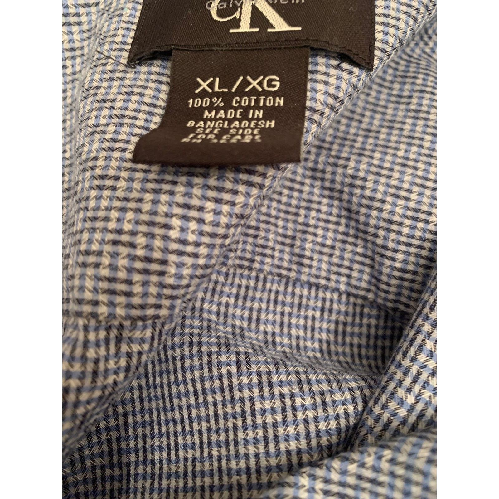 Calvin Klein Calvin Klein buttoned up long sleeves dress shirt size XL Size US XL / EU 56 / 4 - 4 Thumbnail