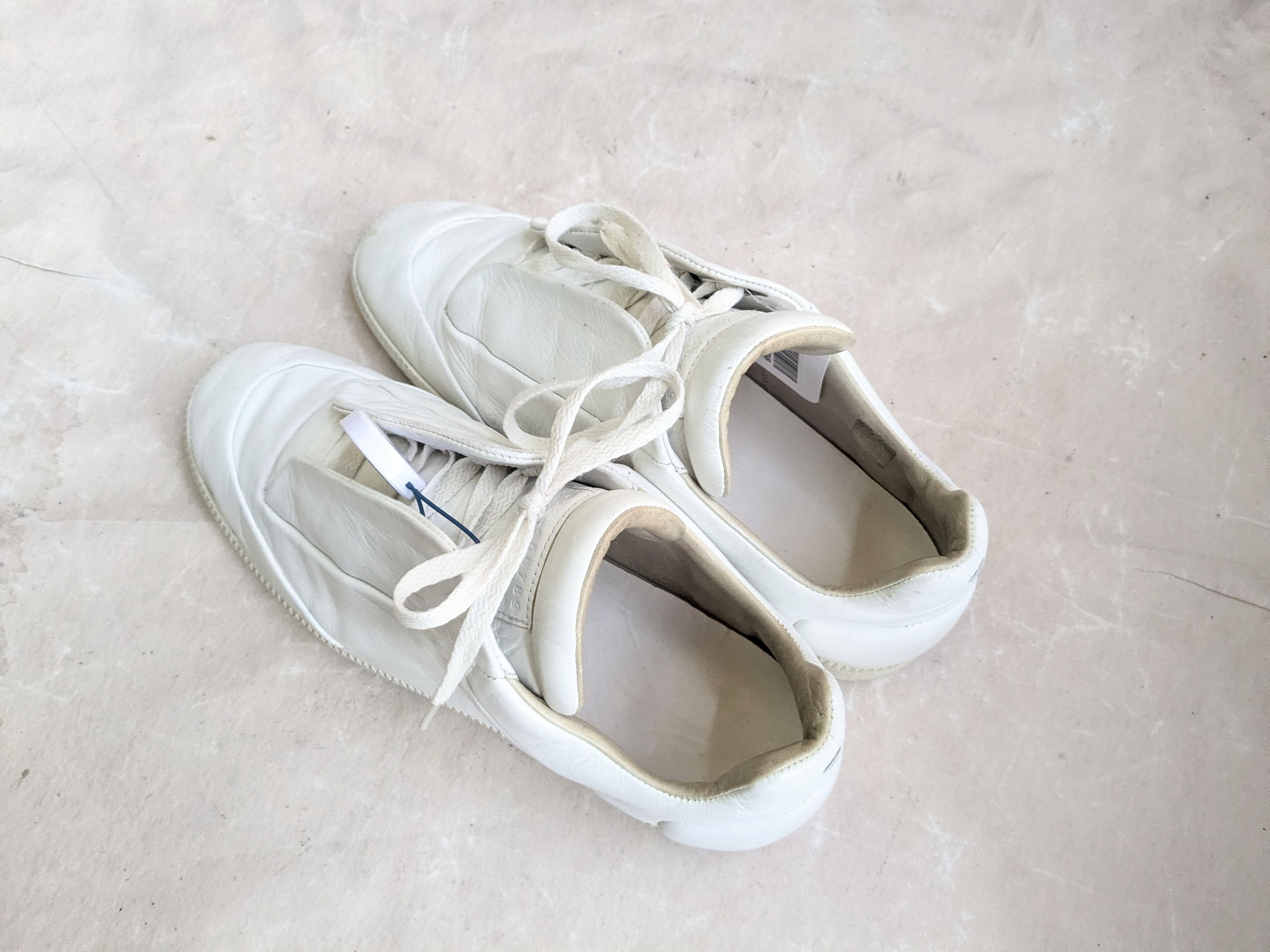 Maison Margiela Maison Margiela Future White 11 44 Low Tops Leather Size US 11 / EU 44 - 14 Thumbnail