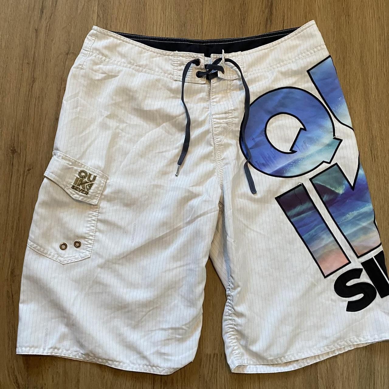 Other Quiksilver white and blue surf shorts #surfing Size US S / EU 44-46 / 1 - 1 Thumbnail